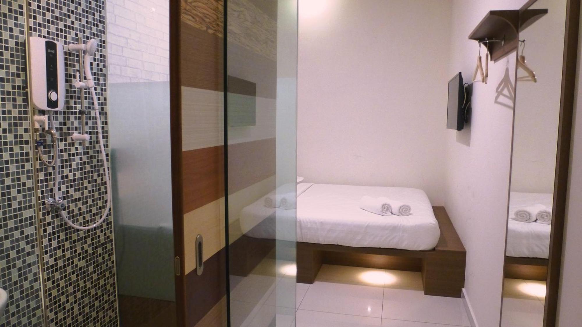 Uptown Subang Airport Hotel Shah Alam Room photo