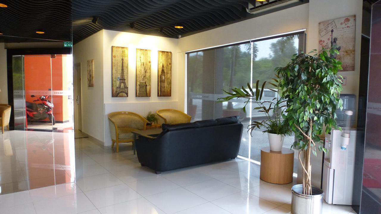 Uptown Subang Airport Hotel Shah Alam Exterior photo